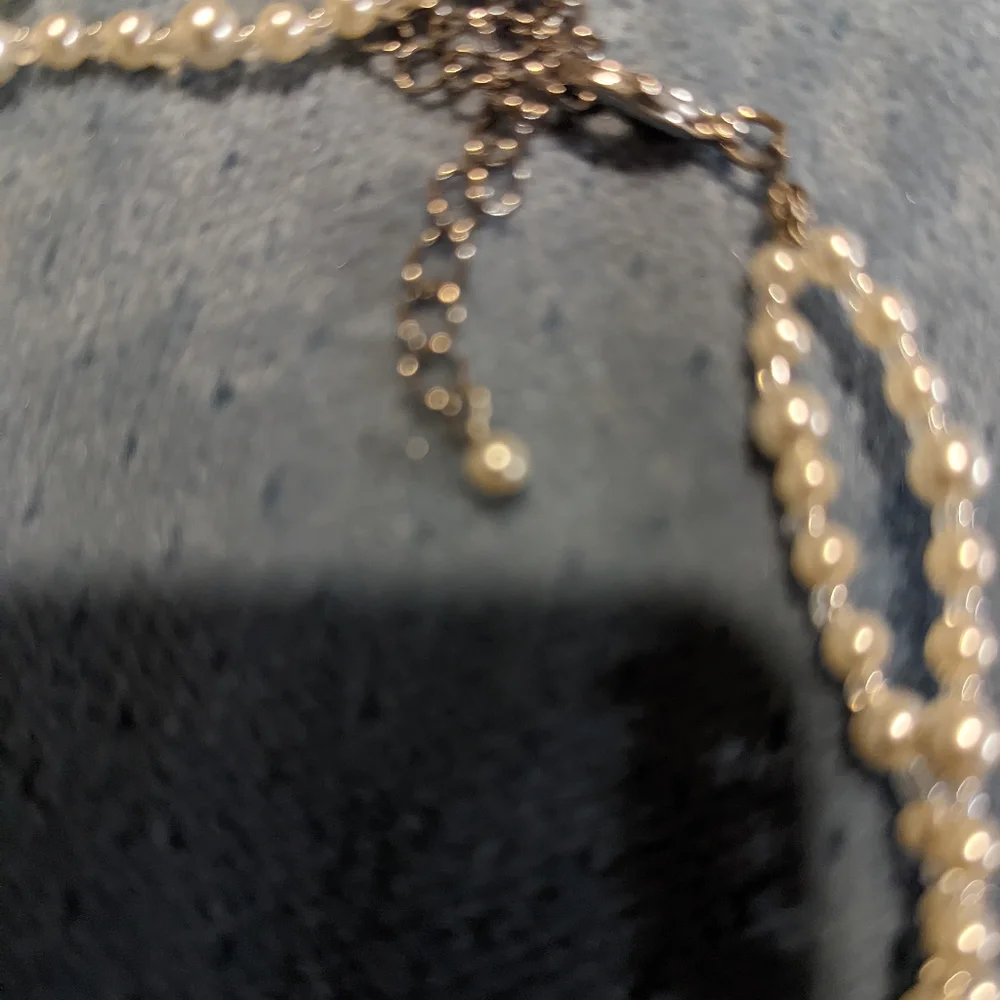 Necklace - Picture 2 of 3